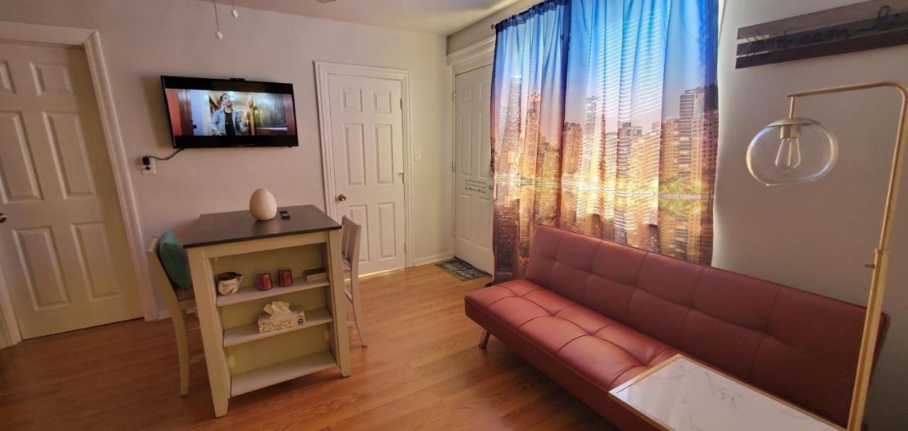 Cozy 1 Bedroom, 1 Min From Irving Park Blue Line, Free Parking Chicago Exterior foto